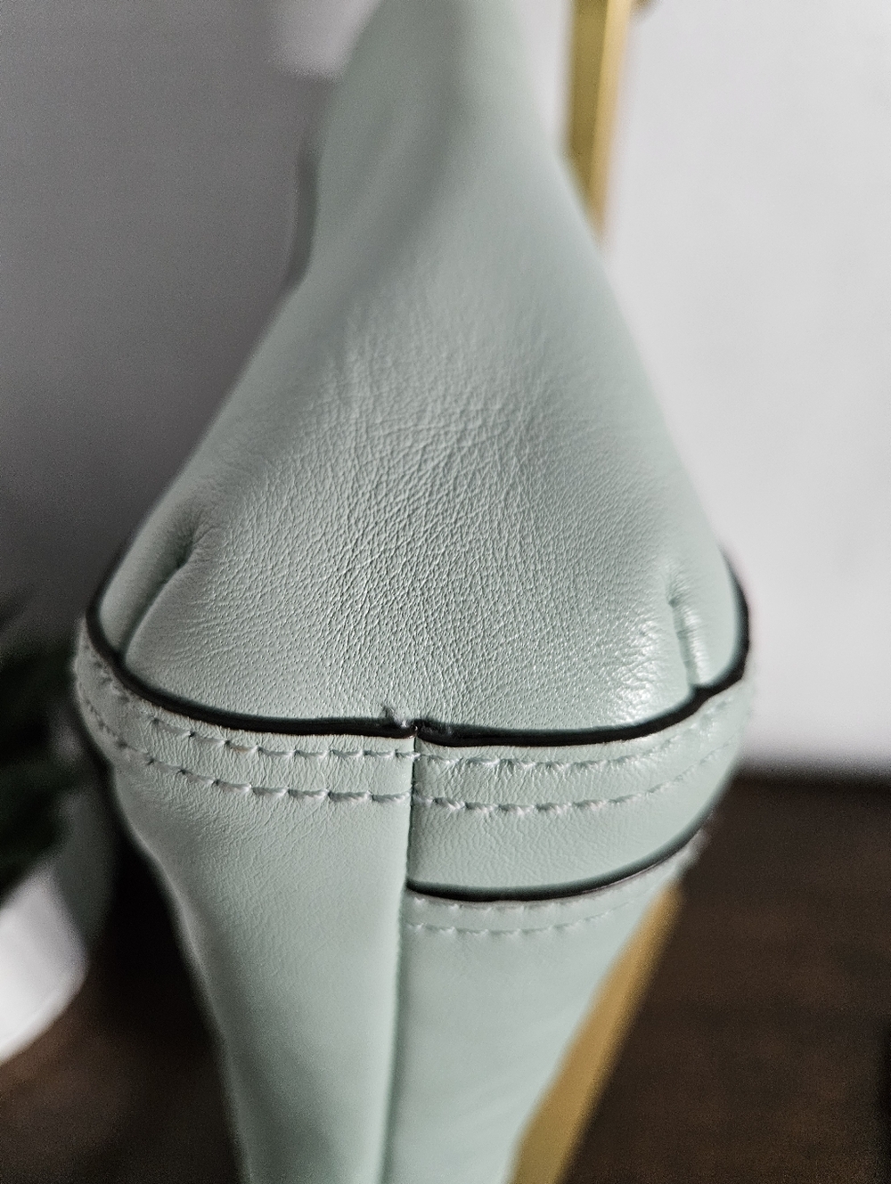 Coach Mint Green Glove Tanned Leather Legacy Basket Clutch Y2k - Picture 8 of 12
